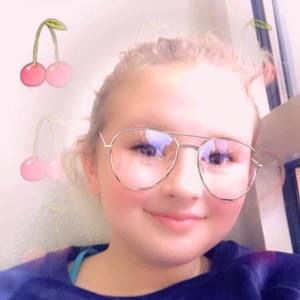 Meet your Posher, Miley